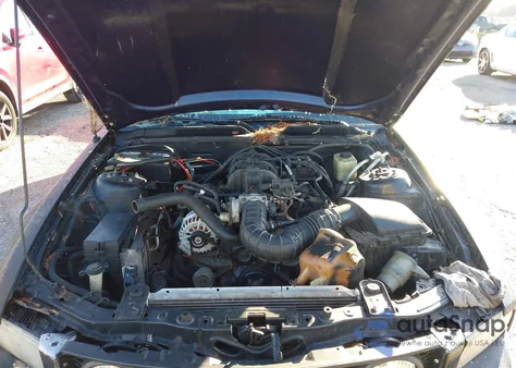 2007 Ford Mustang V6 Deluxe/V6 Premium z USA, uszkodzony, nr VIN 1ZVFT80NX75215200